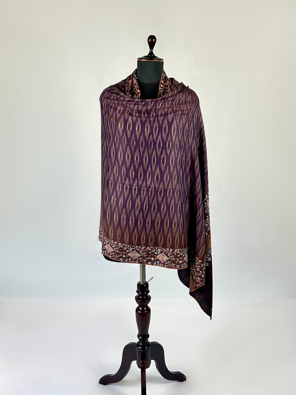 Pashmina Handloom Sozni Shawl