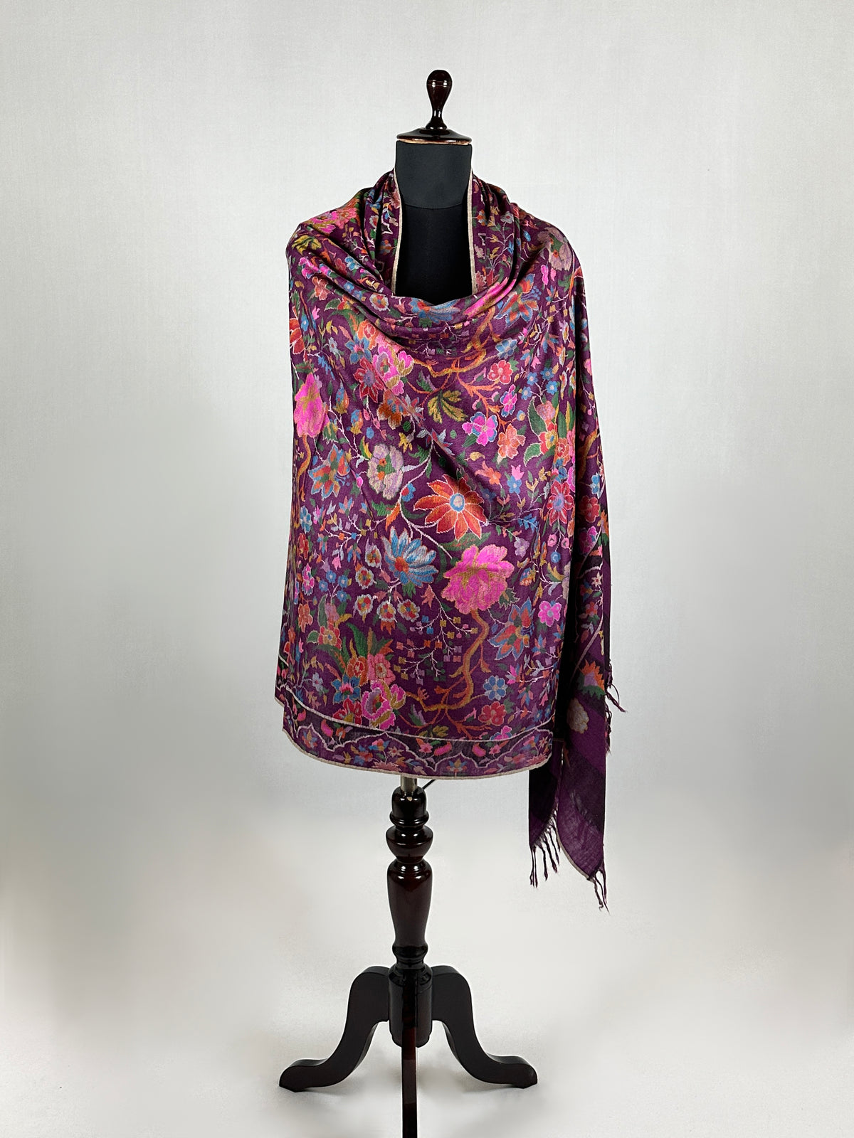 Women's Handloom Kani Shawl