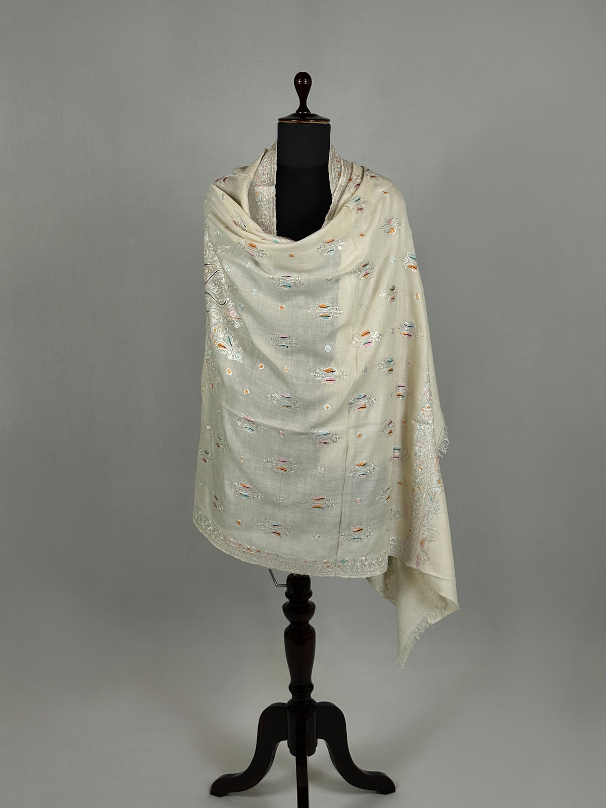 Pashmina Handloom Paper Mache'-Tilla Shawl